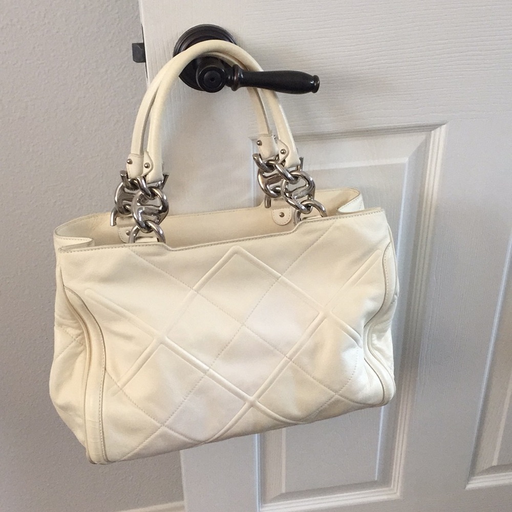 SALVATORE FERRAGAMO Quilted Leather Chain Top Handle Tote Bag